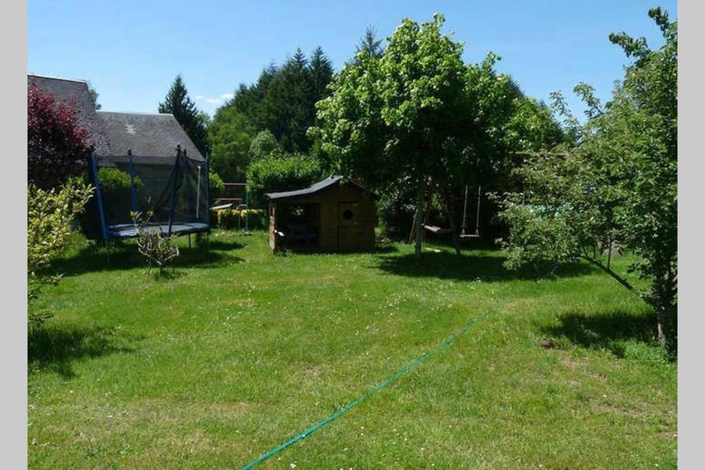 La Grange De Salvaneix Gite Pour 15 Personnes 7 Chambres Avec 6 Sdb-6Wc Sarran Екстериор снимка